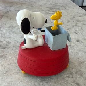 Peanuts Red and Yellow Ceramic Art